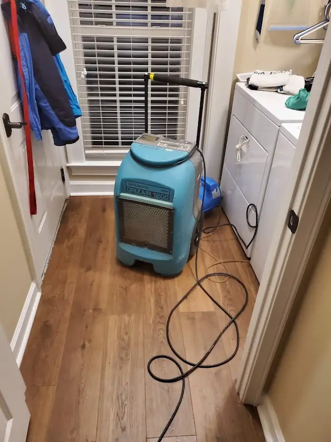 Commercial dehumidifier deployed for Crawl Space Restoration in Aventura